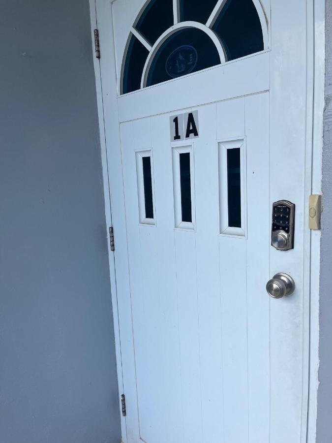 1A - Large Beach House Near Crash Boat Beach อกวาดิยา ภายนอก รูปภาพ