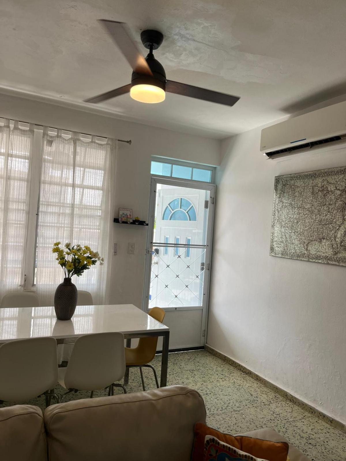 1A - Large Beach House Near Crash Boat Beach อกวาดิยา ภายนอก รูปภาพ